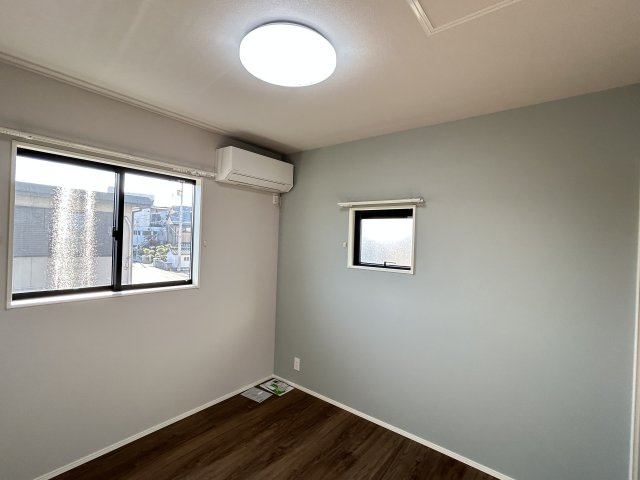 羽ノ浦町古庄大坪原建売住宅(太陽光発電6.750kW)の洋室