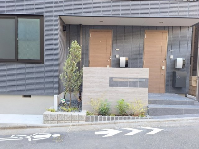 Porte Bonheur OTO（ポルトボヌール）のエントランス