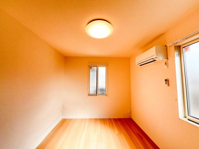 スバルホームの洋室