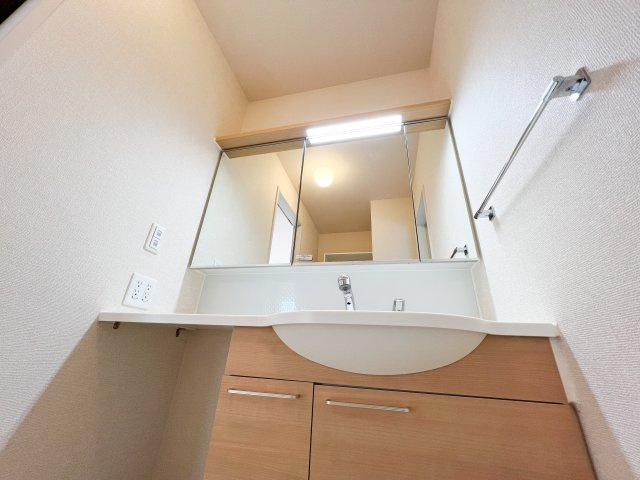 スバルホームの独立洗面台