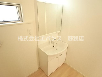 【独立洗面台】 | Kolet千葉生実町 | 独立洗面台、朝の身支度には欠かせません