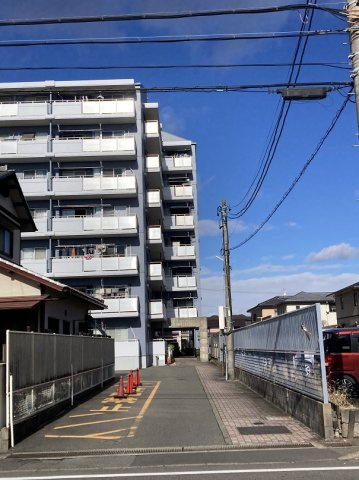 各務原市鵜沼各務原町２丁目の中古マンションの外観