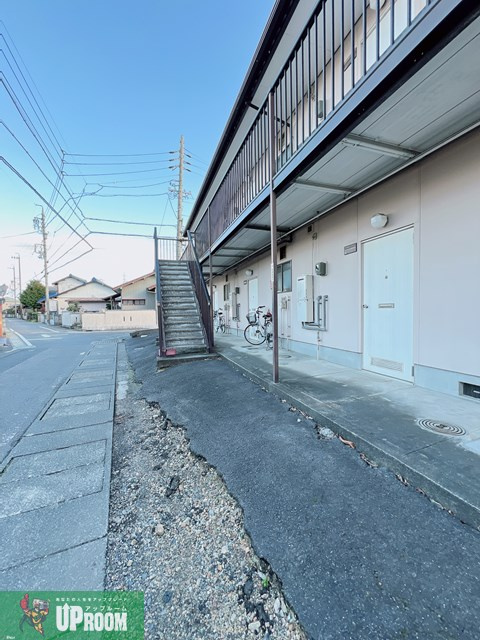 フォーブルはなの駐車場