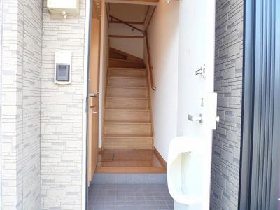 【玄関】 | リオ・ラド・パティオ　Ａ | ゆったりとした玄関です