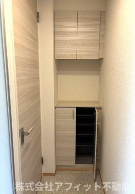 【玄関】 | グランべレオ松浜 | シューズボックス付き