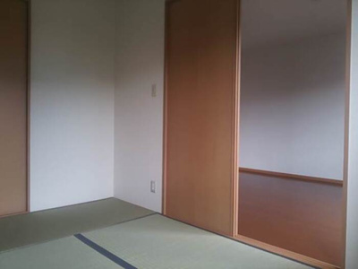 【寝室】 | エスポワール