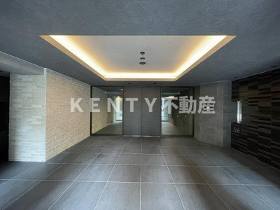 【エントランス】 | ＡＬＴＥＲＮＡ北品川 | 落ち着いたエントランスです