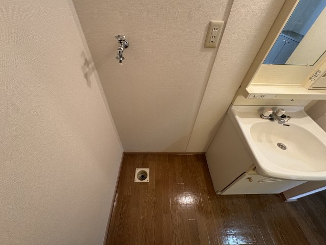 ピッケル末広の設備