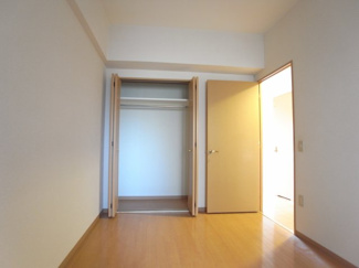 【洋室】 | ヴェルドミールⅡ