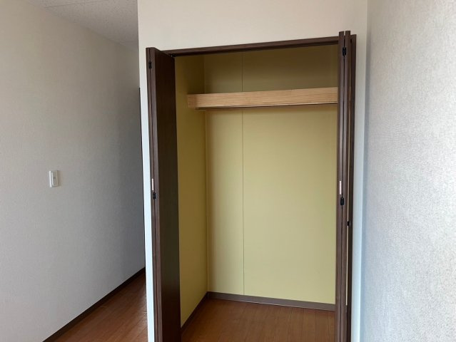 クレアージュ小中野Aの収納