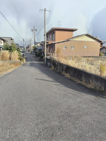 ６４６１２　大垣市上面土地の前面道路含む現地写真