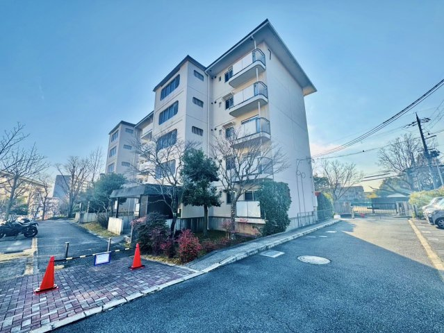 洛西境谷団地7棟