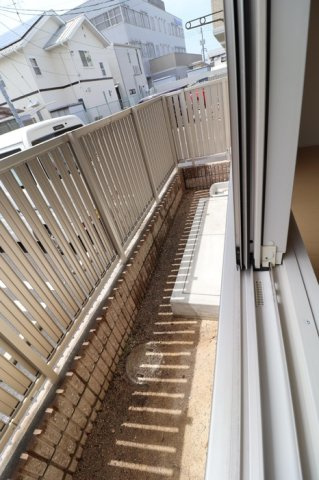 ラフィーネ下中野　Ｂのバルコニー