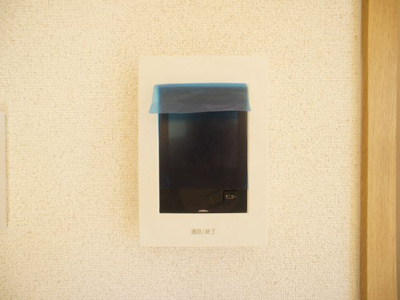 【セキュリティ】 | ルジュエB | 訪問者の確認ができるTVドアホン付きです♪
