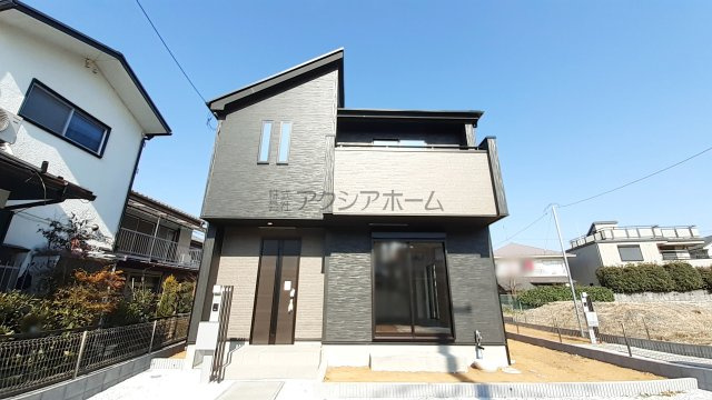 入間市扇台4丁目・全2棟　新築一戸建　1号棟　～収納豊富～