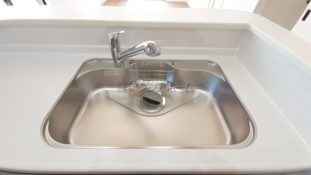 入間市扇台4丁目・全2棟　新築一戸建　1号棟　～収納豊富～のキッチン|ワイドシンク