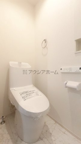 入間市扇台4丁目・全2棟　新築一戸建　1号棟　～収納豊富～のトイレ|2階 トイレ