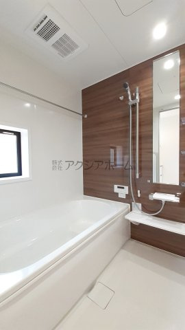 入間市扇台4丁目・全2棟　新築一戸建　1号棟　～収納豊富～の浴室|雨の日のお洗濯にも嬉しい浴室乾燥機付きシステムバス