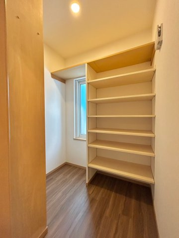 宮の森4条5丁目の収納|ウォークインクローゼット完備！