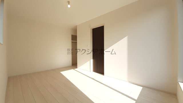 入間市扇台4丁目・全2棟　新築一戸建　2号棟　～収納豊富～の寝室|2階 洋室7.5帖