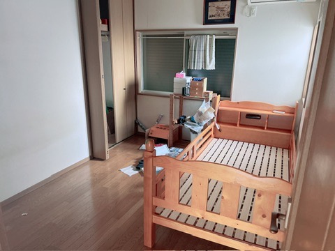 岸和田市下野町　平成15年築の洋室