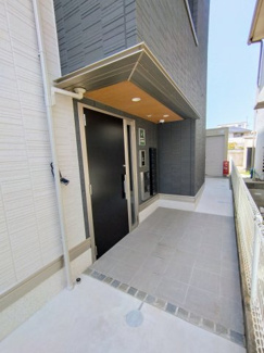 【エントランス】