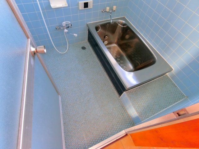 田中荒生K邸貸家の浴室