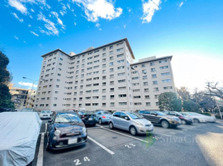 【駐車場】 | ガーデンハウス