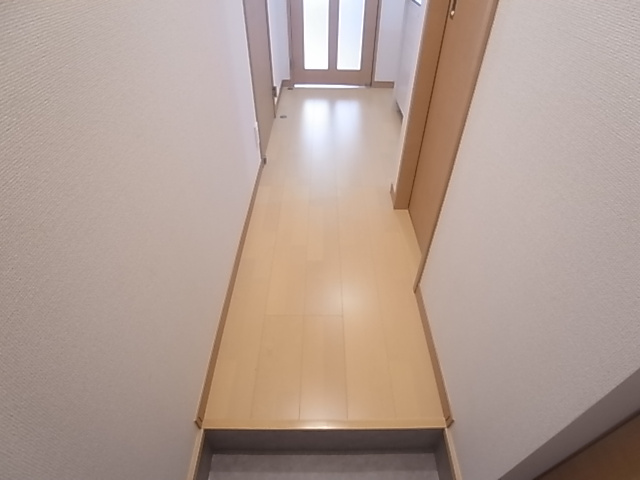 神戸市須磨区関守町２丁目のアパート