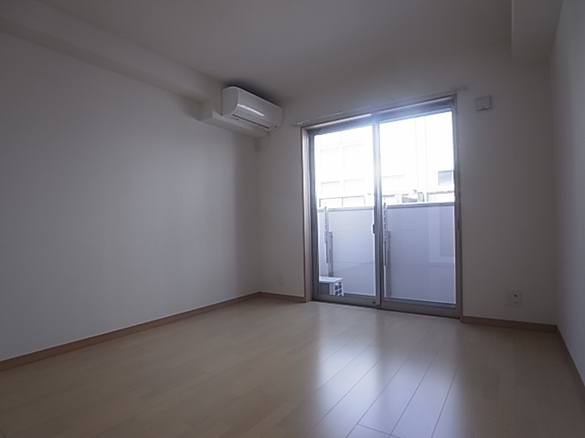 神戸市須磨区関守町２丁目のアパート