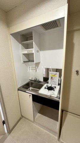 雅ビルのキッチン|※反転タイプの参考写真です