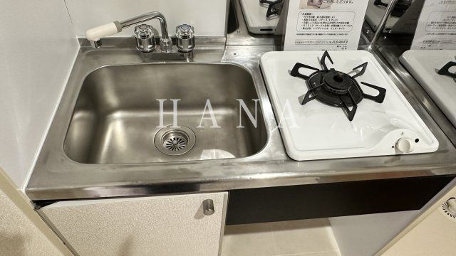 雅ビルのキッチン|※反転タイプの参考写真です