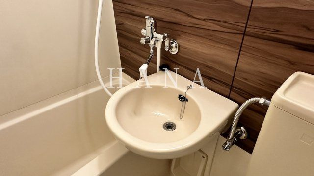 雅ビルの洗面所|※反転タイプの参考写真です