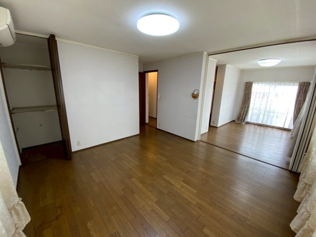 佐倉市王子台６丁目　中古戸建の居間・リビング