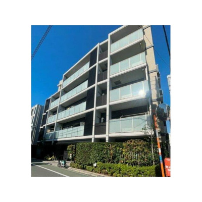 【外観】 | レジデンシャル中野新井薬師 | 鉄筋コンクリート造のがっちりとした建物。