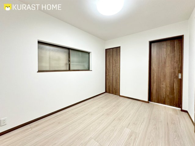 京都市伏見区久我石原町　中古戸建の洋室