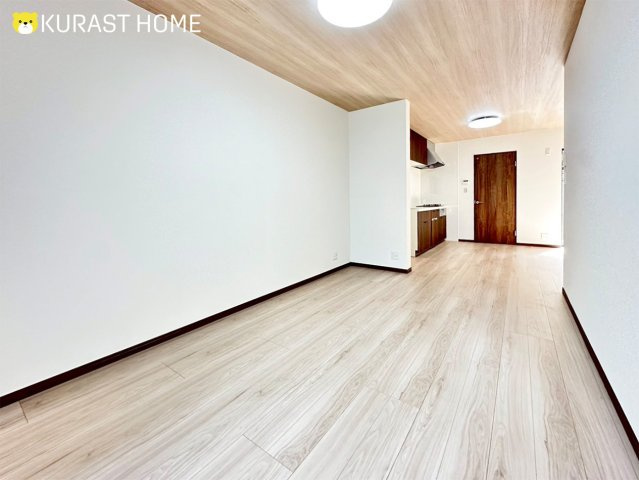 京都市伏見区久我石原町　中古戸建の居間・リビング
