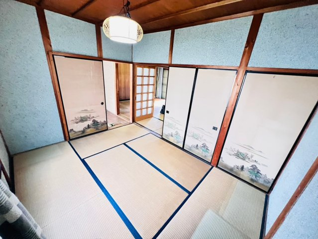 刈谷市泉田町貸店舗の内装