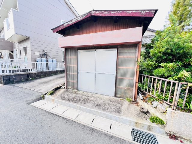 刈谷市泉田町貸店舗の外観