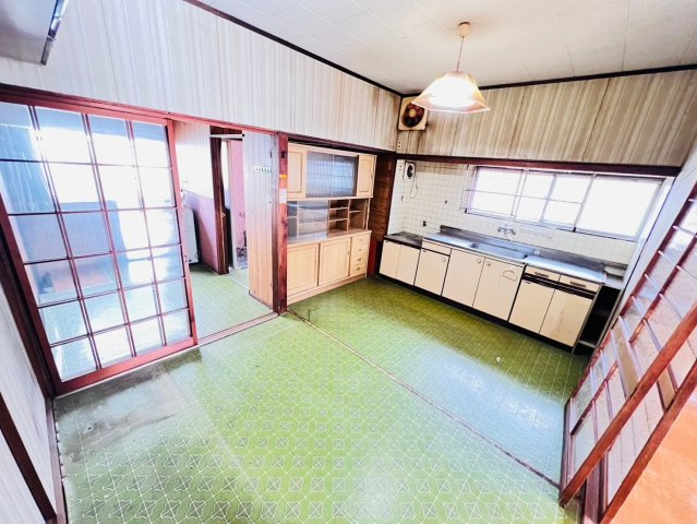 刈谷市泉田町貸店舗の内装