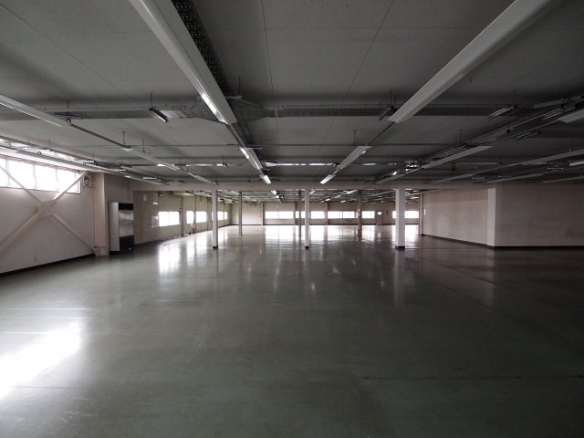 吉井町工場事務所の内装