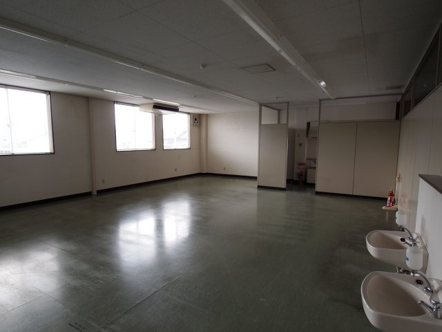 吉井町工場事務所の内装