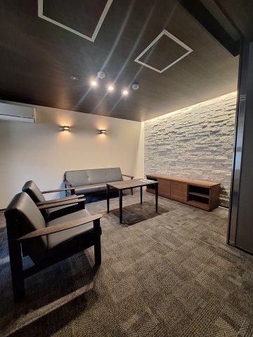 （シニア限定）フィデリオのロビー|タクシーやご家族が待てるエントランスロビー