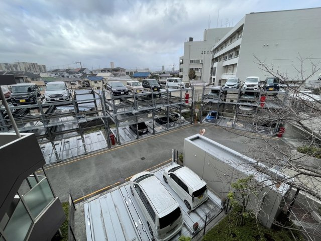 グランアッシュ寝屋川シティマークノースリッジの駐車場|■物件内覧・資金計画相談・住宅ローン相談、リフォーム相談、お問合せ受付中■
※当日・翌日のご内覧、ご相談はお電話でのお問合せがスムーズです！