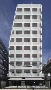 【外観】 | 鉄筋コンクリート造のがっちりとした建物。
