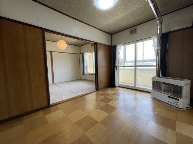 若草501マンションの居間・リビング