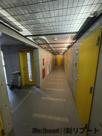 ドミール妙典のロビー