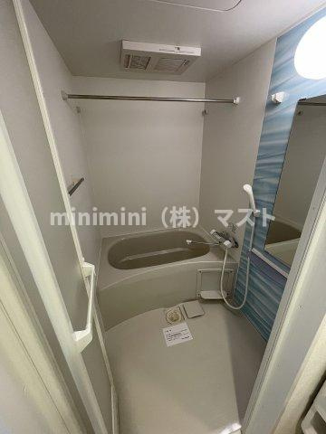 セレニテ中崎町リアンの浴室