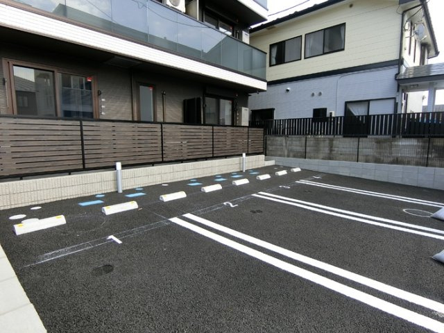 【駐車場】Ｄ－ＲＯＯＭ遠見塚Ⅰ