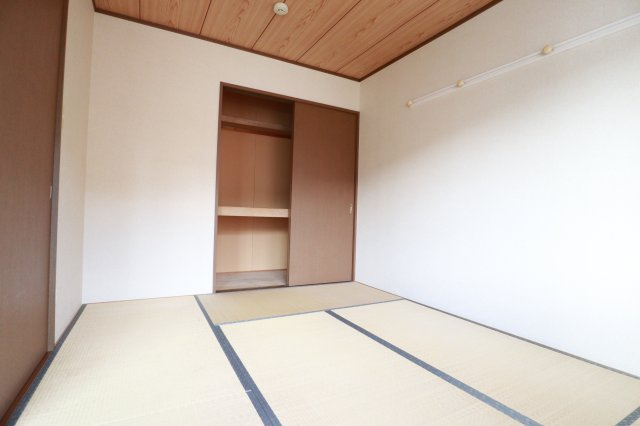 ルナハイツの和室